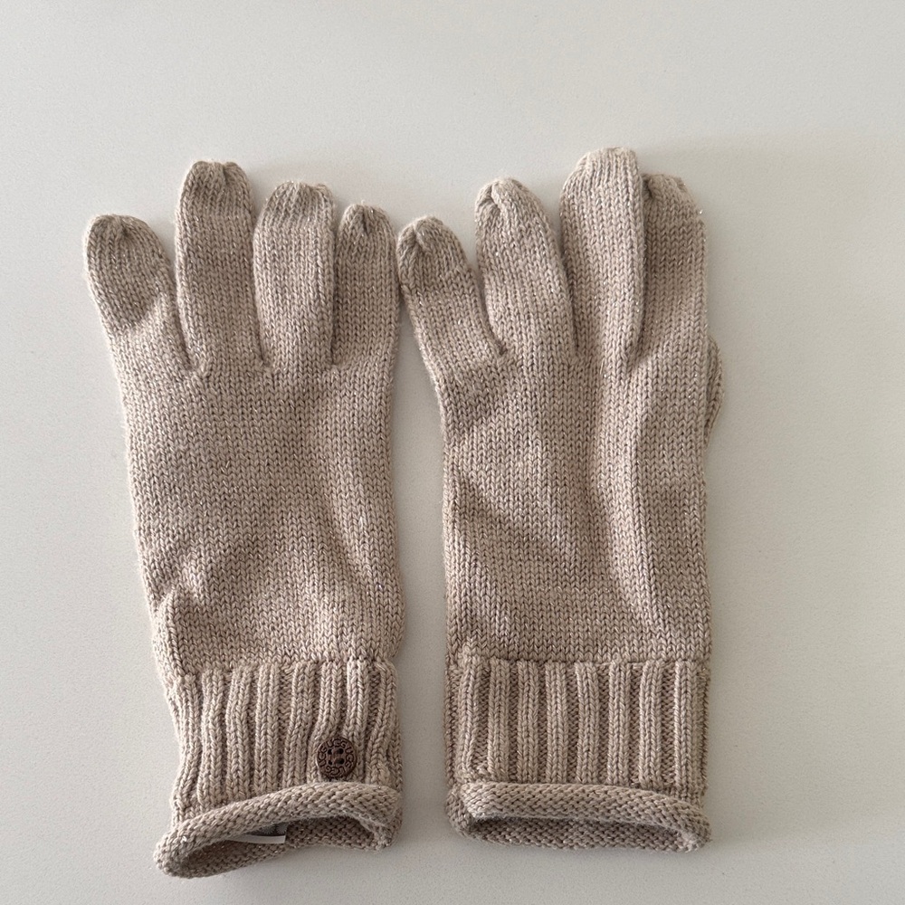 Women’s UGG Knit Gloves in Beige - Classic Winter Accessory
